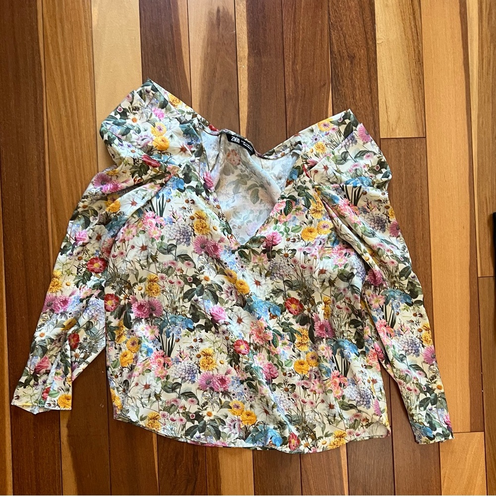 Zara Floral garden party puffed tiered shoulder top size XS